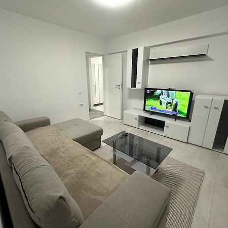 Apartament Ultra Central 3 Apartment Hunedoara Luaran gambar